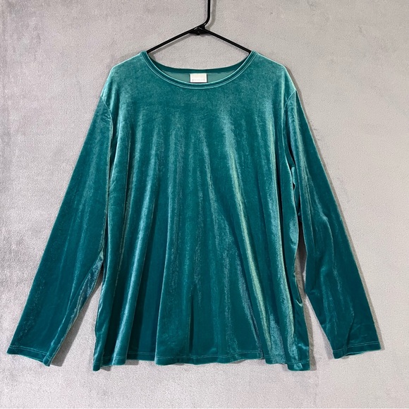 Green Velvet 2X Top. Beautiful Color. - Picture 1 of 7
